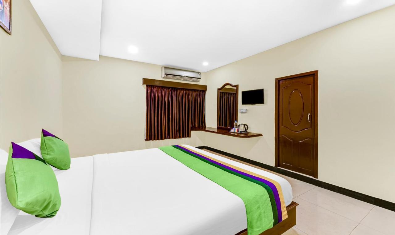 Treebo B Coral, 2 Km From Promenade Beach Hotel Pondicherry Ngoại thất bức ảnh